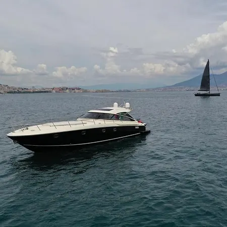 Botel Performance Charter